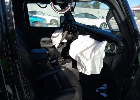 2020 Jeep Wrangler Unlimited Sahara Altitude из США, поврежденный, VIN 1C4HJXEN9LW348040